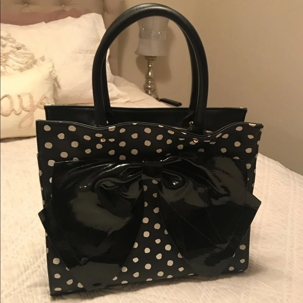 Betsey Johnson Purse 👛